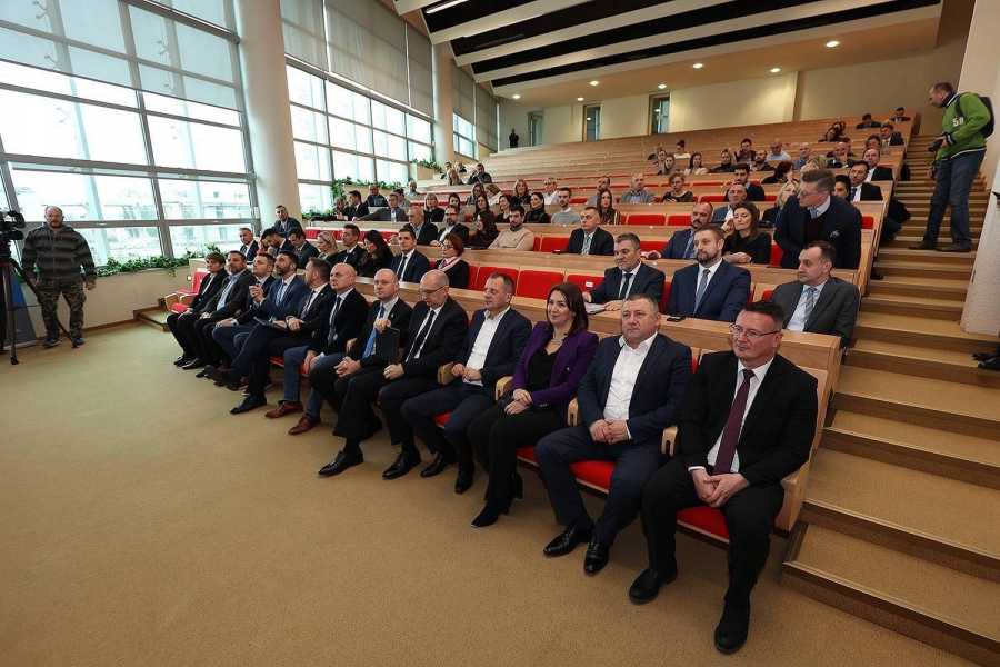 Županica Jozić sudjelovala na Regionalnoj konferenciji tržišta rada Slavonije, Baranje i Srijema
