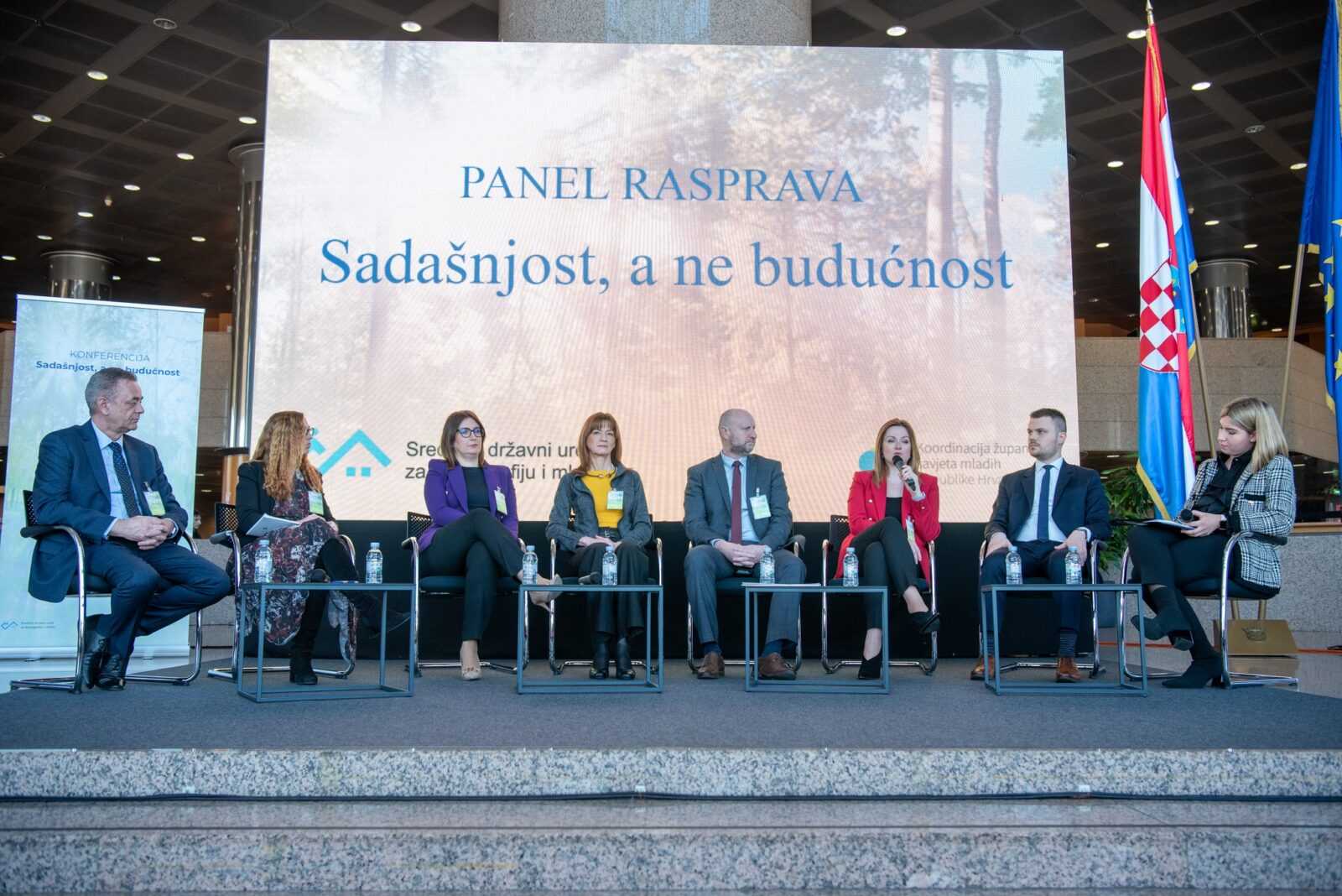 Županica Jozić i predstavnici Savjeta mladih PSŽ sudjelovali na konferenciji  „Sadašnjost, a ne budućnost“