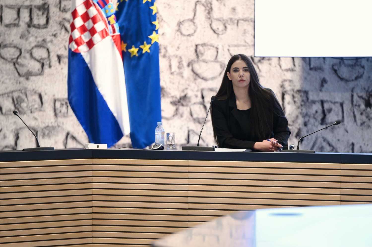 Druga sjednica Savjeta mladih RH: „Ovdje smo kako bi povezali potrebe mladih iz cijele Hrvatske„