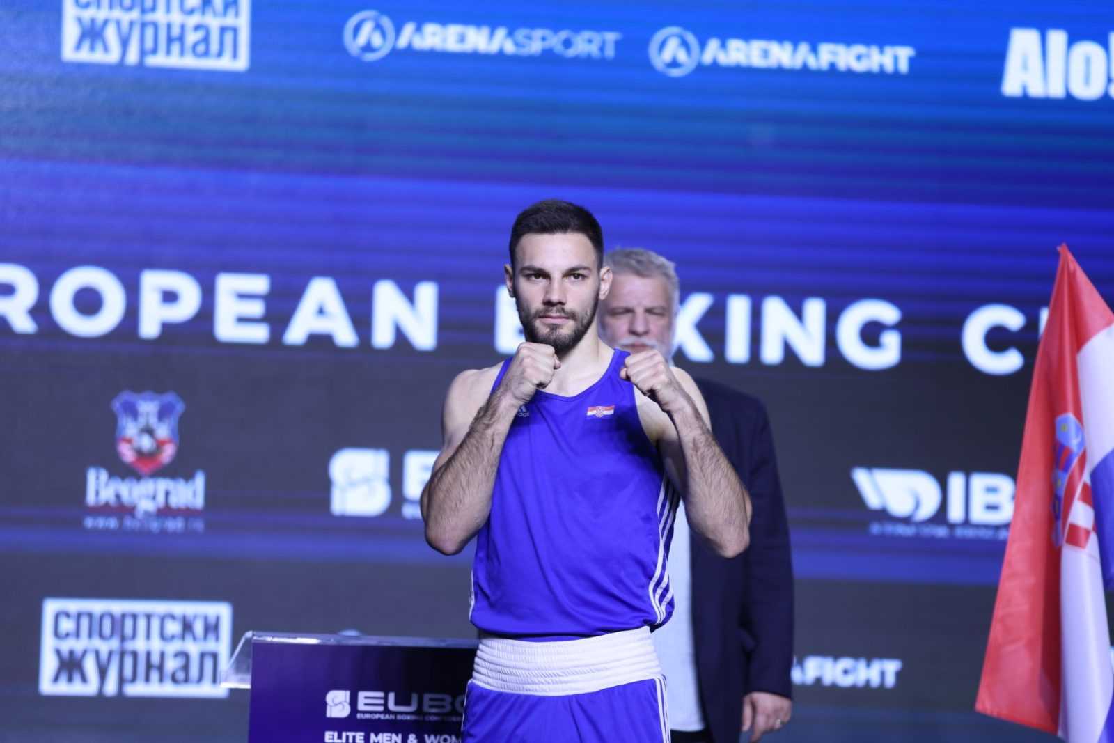 Brođanin Gabrijel Veočić europski je prvak u boksu, pobijedio je domaćeg borca u Beogradu