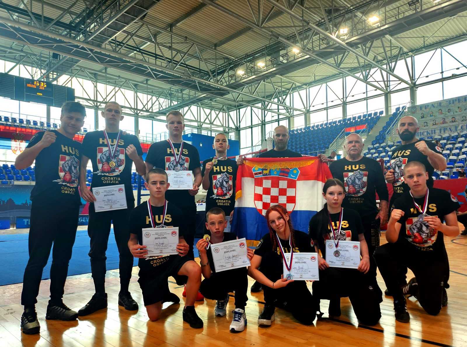Članovi požeškog KBK Borac predstavljali Hrvatsku na Europskom Muay Thai kupu u Zrenjaninu osvojivši čak 3 zlata