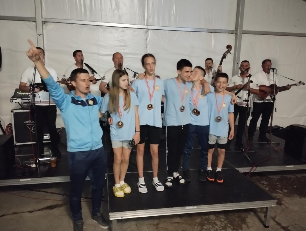 Judo klub Slavonac na turniru u Svetoj Nedelji osvojio brojne medalje i pehar