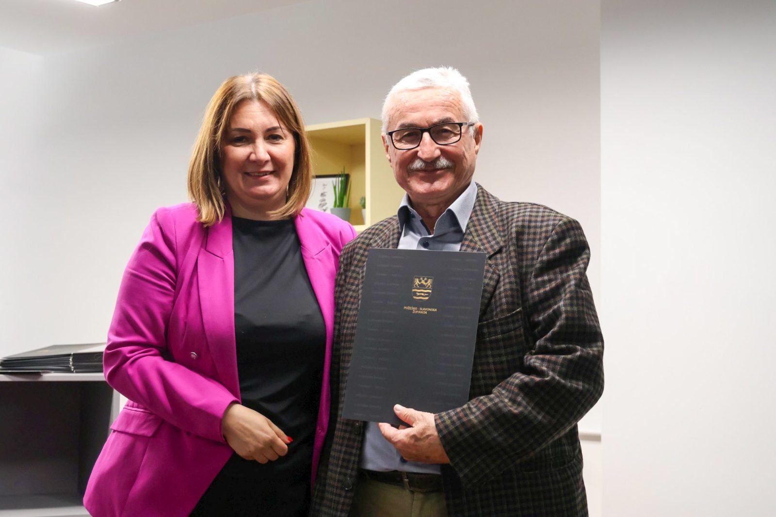 Županica uručila ugovore za projekte udruga iz područja lovstva, poljoprivrede i zaštite životinja