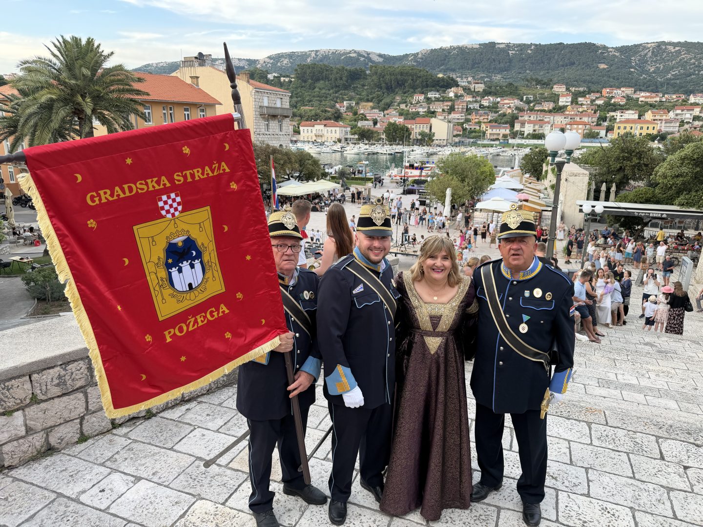Gradska straža Požega sudjelovala u proslavi Dana državnosti na Rabu