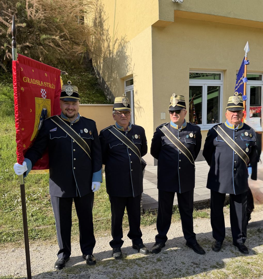 Gradska straža Požega sudjelovala na 8. Danima srednjovjekovlja u Jajcu