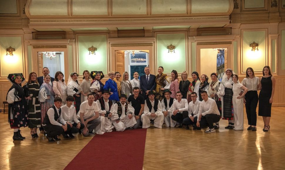 Folklorni ansambl Požega oduševio Sarajevo na proslavi Dana državnosti RH