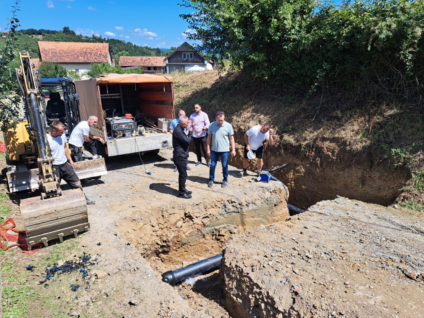 Veliki radovi u Komušini: Nakon vodovoda na red dolazi asfaltiranje ceste