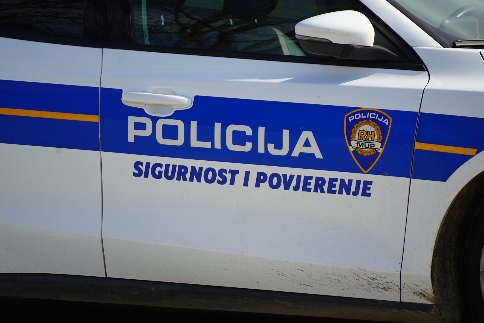 39-godišnjak iz Kaptola osumnjičen za provalu u ljekarnu, krivotvorenje recepta i uzgoj cannabisa