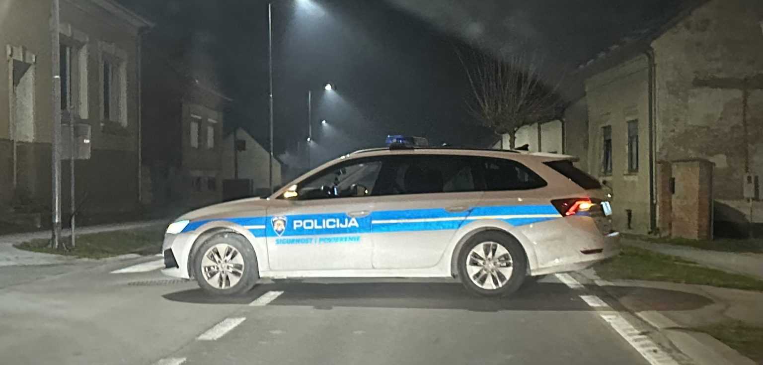 S 2,54 promila traktorom udario u parkirani automobil i kuću