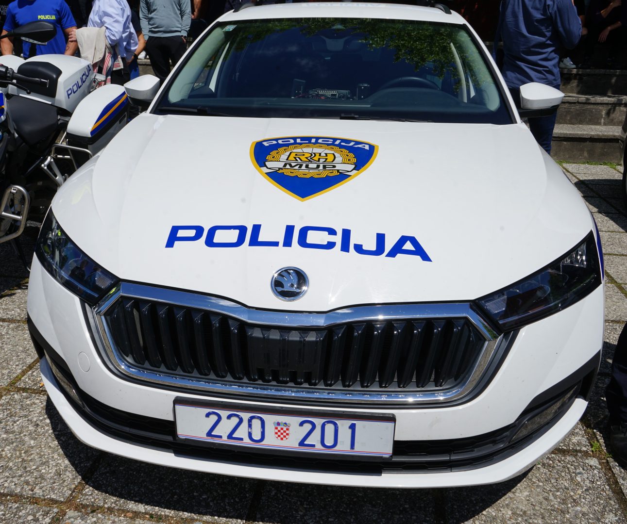Vozačica s 1,33 promila i vozač s 0,78 promila skrivili nesreće