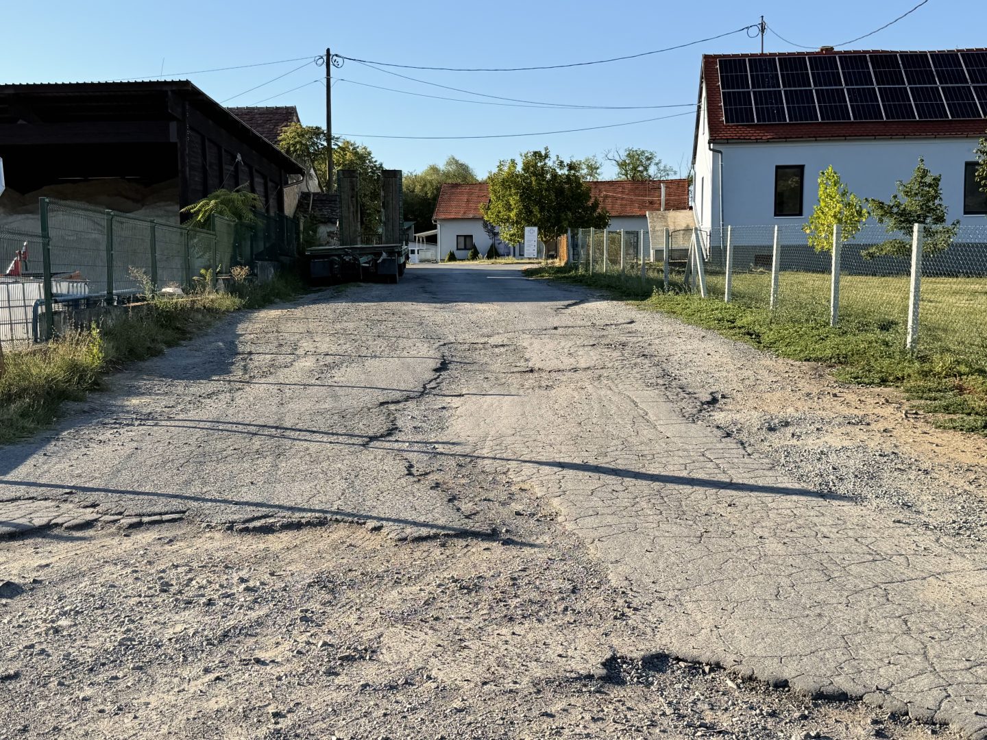 Stotinjak metara koje Grad Požega ne može riješiti već godinama
