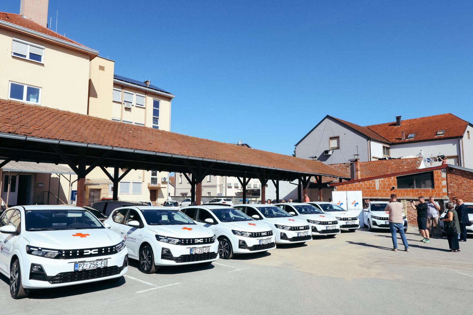 Dom zdravlja PSŽ dobio sedam novih vozila za terenske zdravstvene službe