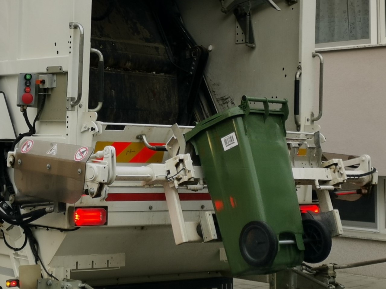 Promjena rasporeda odvoza otpada zbog blagdana 5. kolovoza