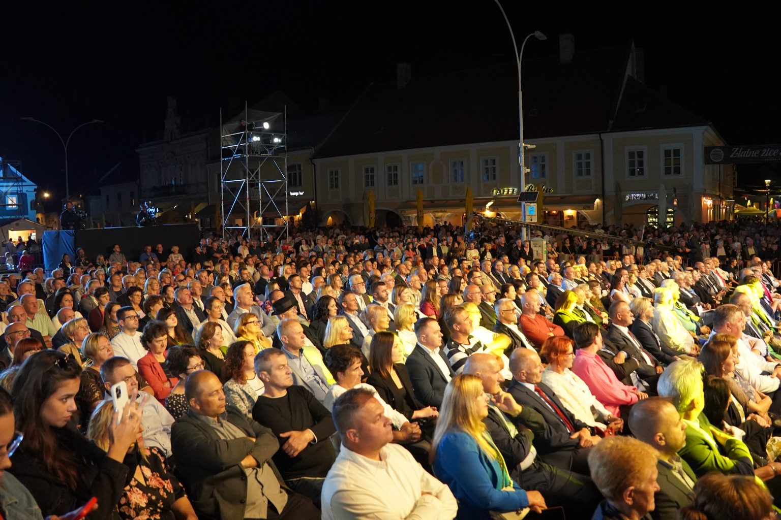 „Zlatne žice Slavonije“: Nova lokacija, obrt osnovan uoči festivala i brojna pitanja
