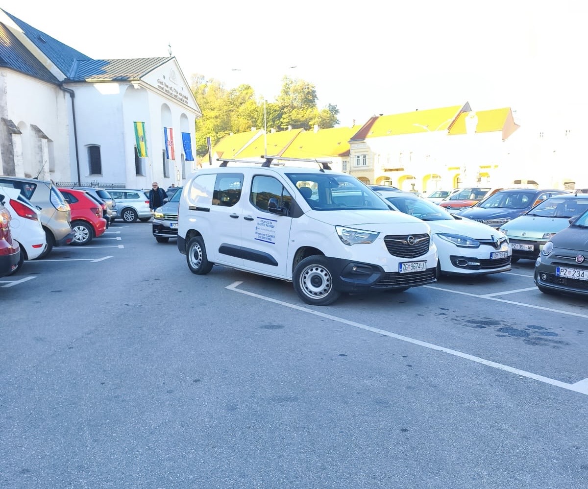 HŽ Infrastruktura ispričala se zbog parkiranja u Požegi: „Takvo postupanje nije primjereno”