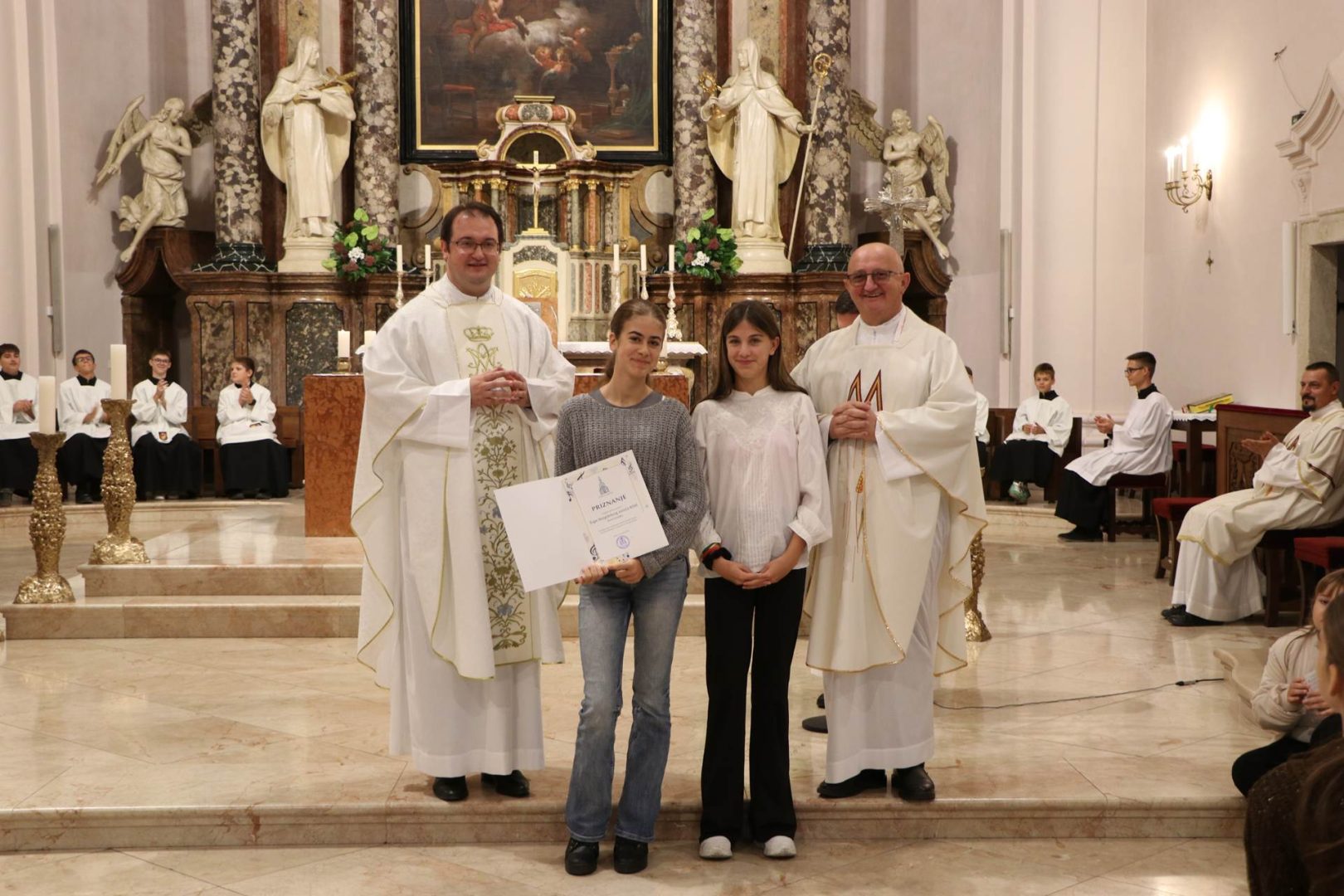 Hodočašće dječjih crkvenih zborova u požešku Katedralu